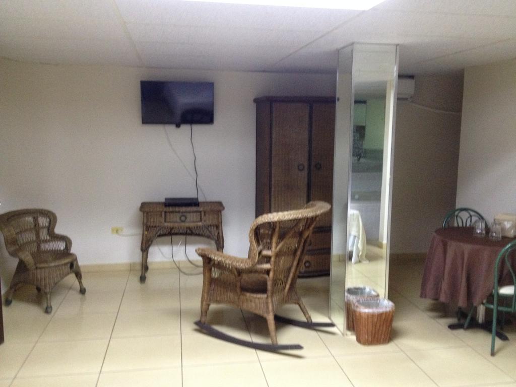 Arecibo Inn Zimmer foto